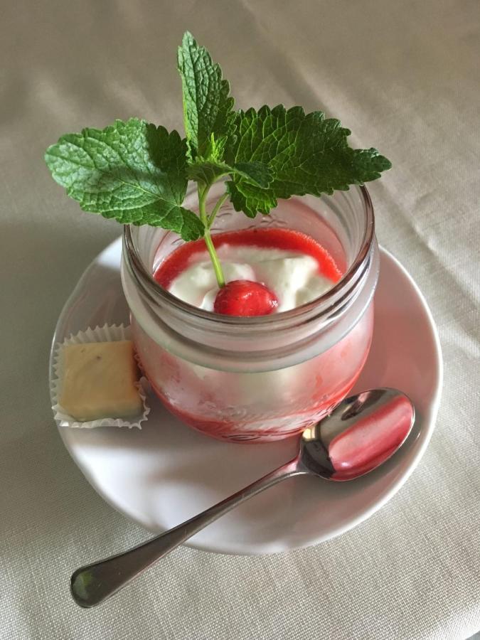 Moarhof Hotel Мелтина Екстериор снимка